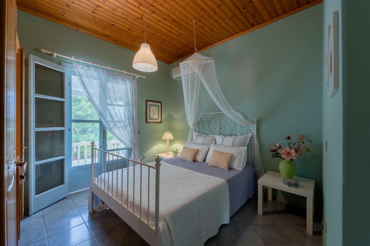 Mihaila Bungalows Спартия Экстерьер фото